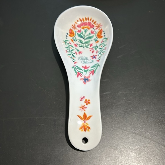 A set of Kitchen Trivets, and Pioneer woman’s spoon holder - Picture 3 of 4